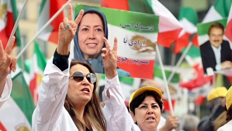 باريس: مظاهرة حاسمة في الذكرى السنوية للثورة المناهضة للشاه