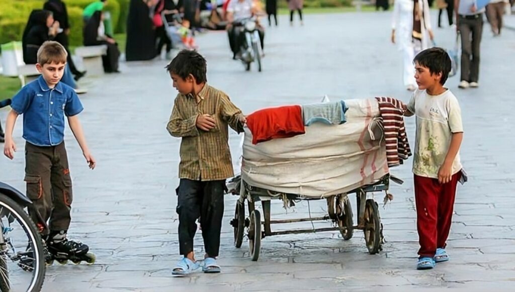 اعتراف رسمی: 900 ألف طفل إيراني محرومون من التعليم