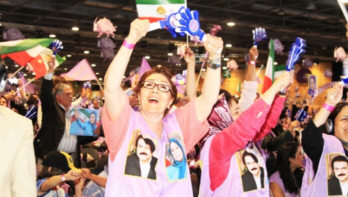 ضرورة دعم تطلعات الشعب الإيراني الديمقراطية في مواجهة نظام طهران