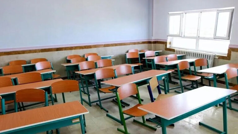 إغلاق واسع للمدارس في 26 محافظة إيرانية