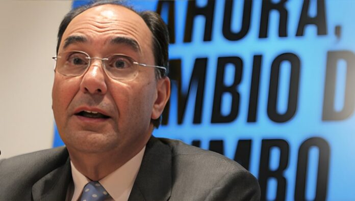 محاولة اغتيال إيرانية تستهدف أليخو فيدال-كوادراس