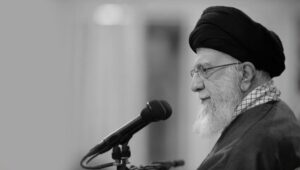 المأزق الاستراتيجي لخامنئي: القبول أم المواجهة؟