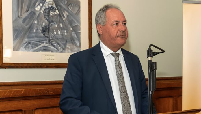 النائب البريطاني بوب بلاكمان: كنت في مرمى نيران النظام الإيراني بسبب حضوري تظاهرة في باريس