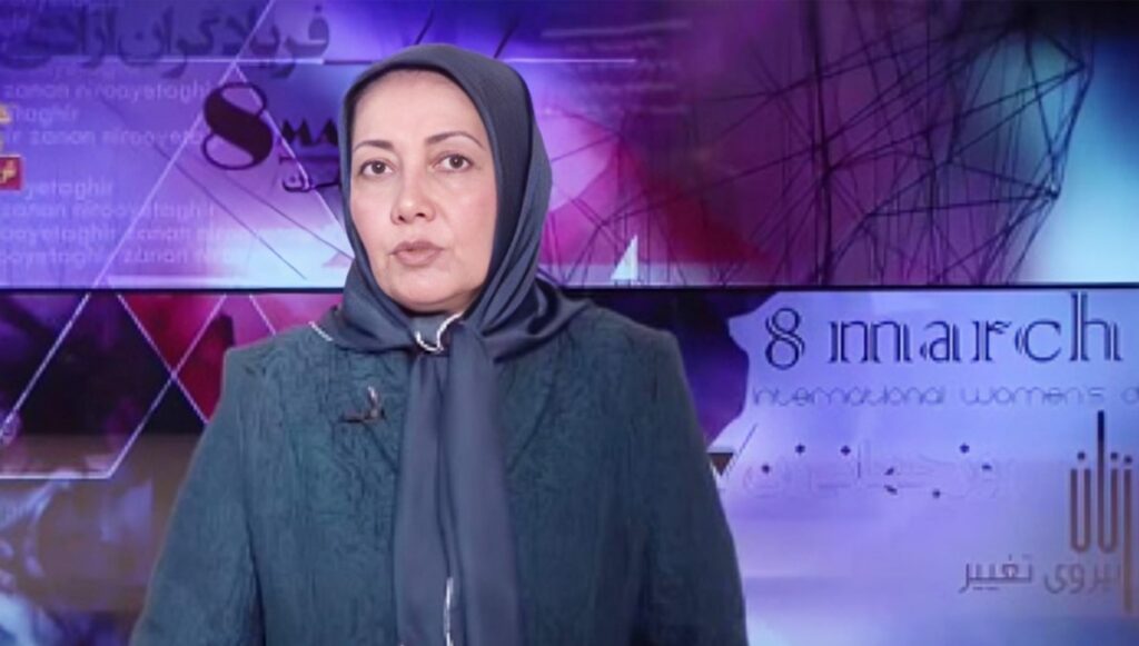 سروناز جيت‌ساز:  النساء قوة التغيير في مواجهة النظام الإيراني