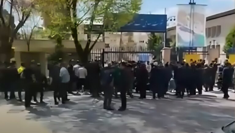 تصاعد الغليان الشعبي في إيران: الاحتجاجات تمتدّ وسط انهيار اقتصادي وفساد منهجي
