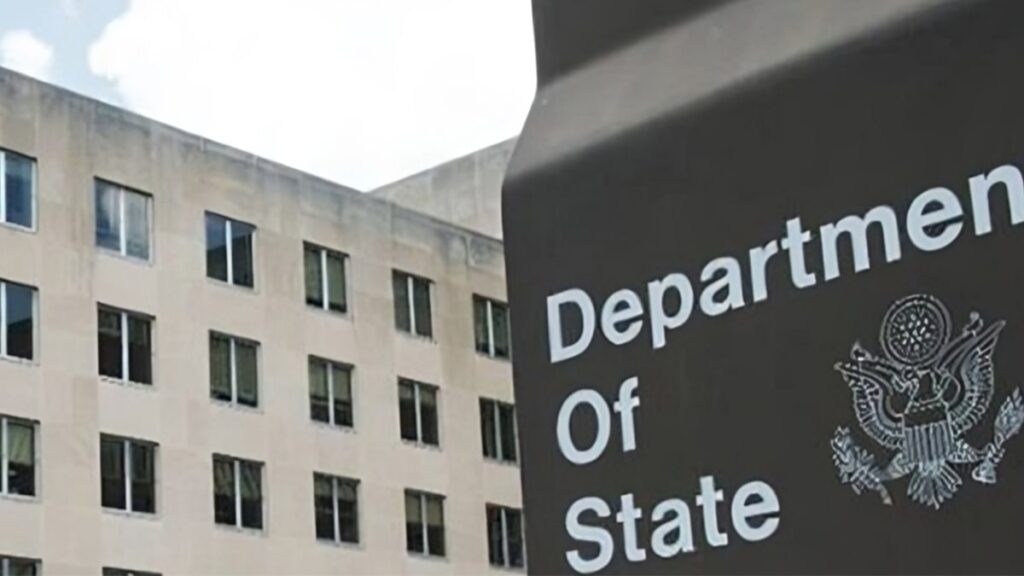 الولايات المتحدة تفرض عقوبات على ثلاثة مسؤولين إيرانيين بتهمة "اختطاف وموت" روبرت ليفنسون