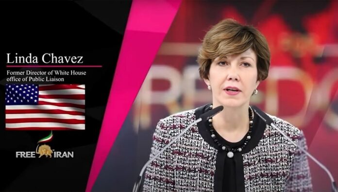 ليندا تشافيز: لا أستطيع أن أجد انتصارًا أكثر إنصافًا لحقوق المرأة من استبدال أكثر الأنظمة كراهيةً للنساء بحكومة تقودها امرأة