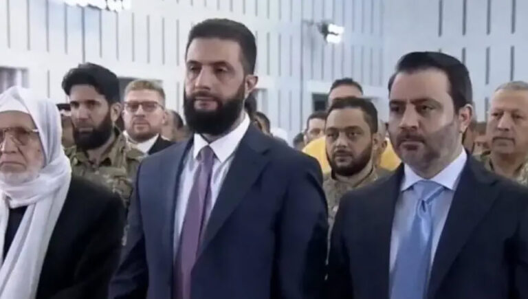 أحمد الشرع: الحكومة الجديدة تم تشكيلها بعيدًا عن المحاصصة نحن نمتلك جميع مقومات بناء البلاد على كافة المستويات