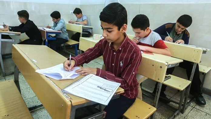 التكاليف الخفية للتعليم العام في إيران