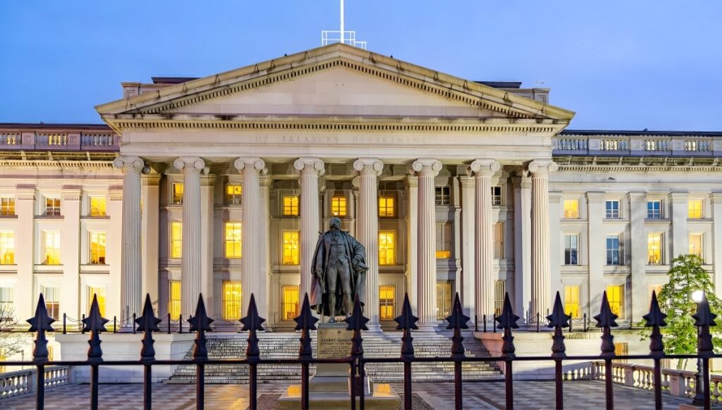 واشنطن تصعد ضغوطها: عرقلة وصول النظام الإيراني إلى النظام المالي الدولي