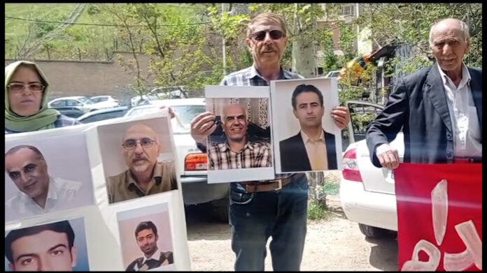 تظاهرة لعائلات السجناء السياسيين أمام سجن إيفين