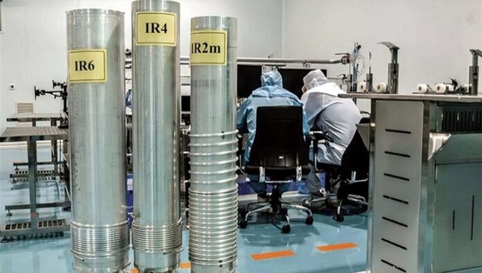 وول ستريت جورنال: الثغرات الكبيرة في المعلومات النووية تهدّد أي اتفاق سريع مع النظام الإيراني