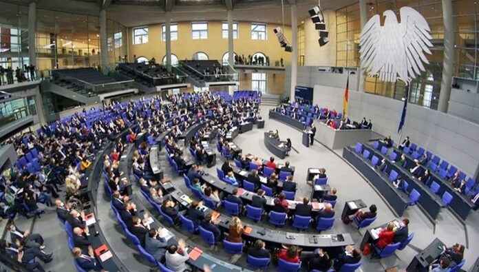 الائتلاف الحاكم الجديد في ألمانيا يتعهد بمواجهة طموحات النظام الإيراني النووية، وبرنامجه الصاروخي، ودعمه للإرهاب