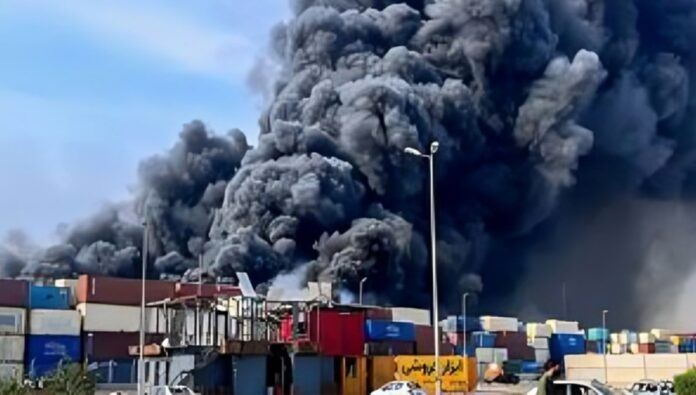 انفجار بندر عباس_  مرآة لانهيار منظومة الحكم الغامض في إيران 