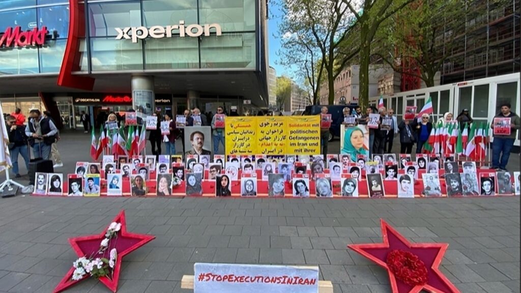تظاهرات في استوكهولم وميونيخ وهامبورغ ومعارض في هايدلبرغ وباريس ضد أحكام الإعدام في إيران