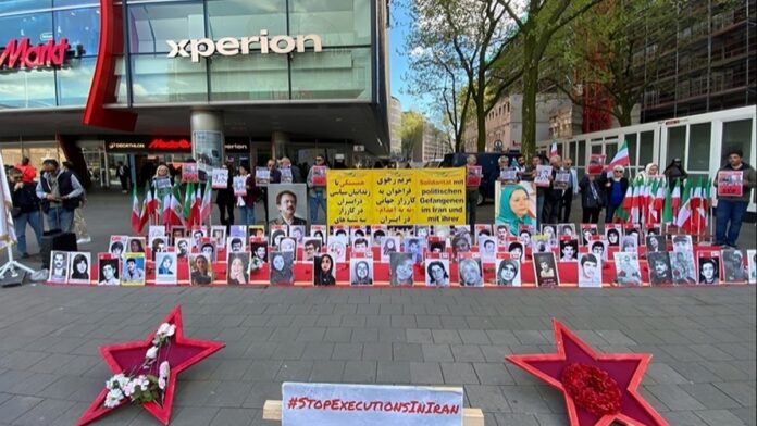 تظاهرات في استوكهولم وميونيخ وهامبورغ ومعارض في هايدلبرغ وباريس ضد أحكام الإعدام في إيران