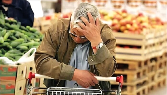 بلومبرغ:الأزمة الاقتصادية في إيران