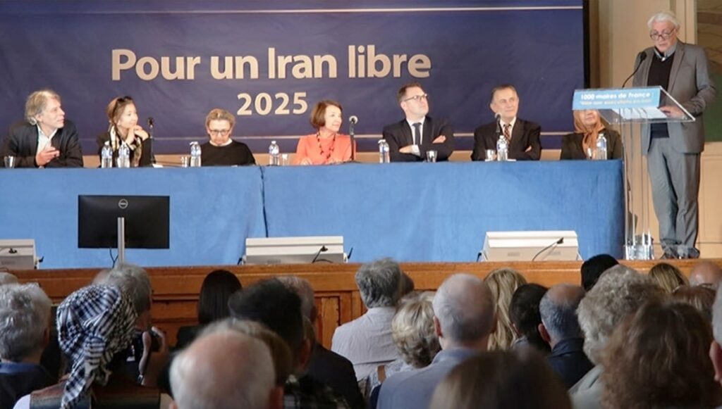 ژيلبر ميتران: نقف بثبات إلى جانب السيدة مريم رجوي