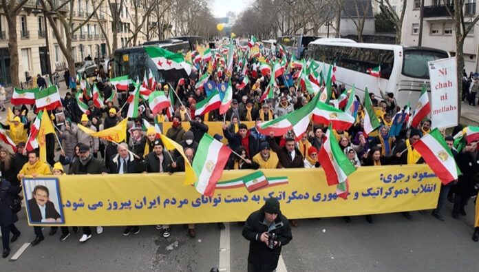 النظام الإيراني لا يريد التفاوض ويسعى لامتلاك القنبلة النووية