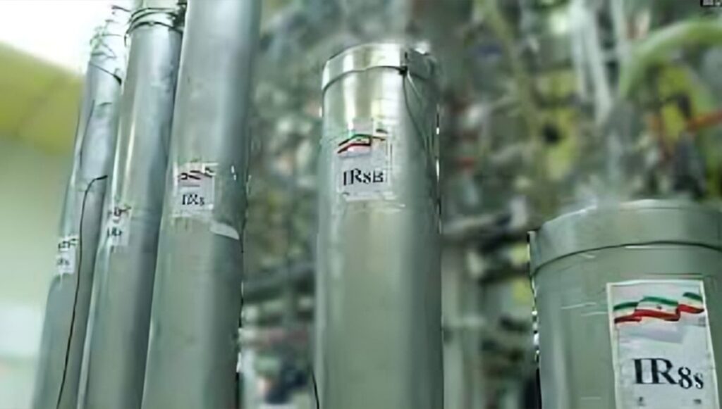 الغارديان: لا أفق واضح لنجاح المفاوضات بين طهران وواشنطن