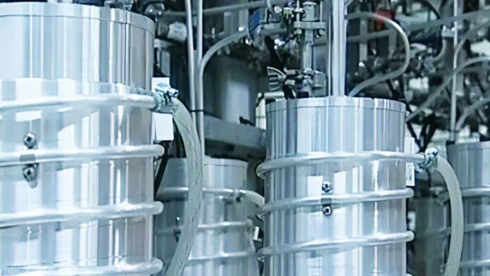 تباينات حادة بين واشنطن وطهران: الخلاف حول التخصيب في صلب الأزمة