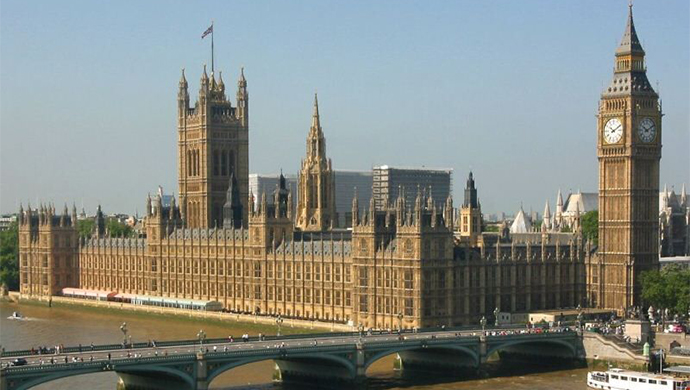 البرلمان البريطاني يحتضن تجمعاً تضامنياً مع الشعب والمقاومة الإيرانية