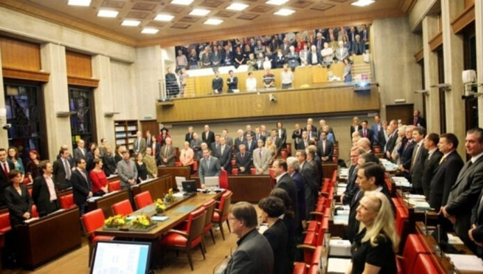 مجلس جنيف الكبير يدعم نضال الشعب الإيراني من أجل الحرية و مستقبل ديمقراطي