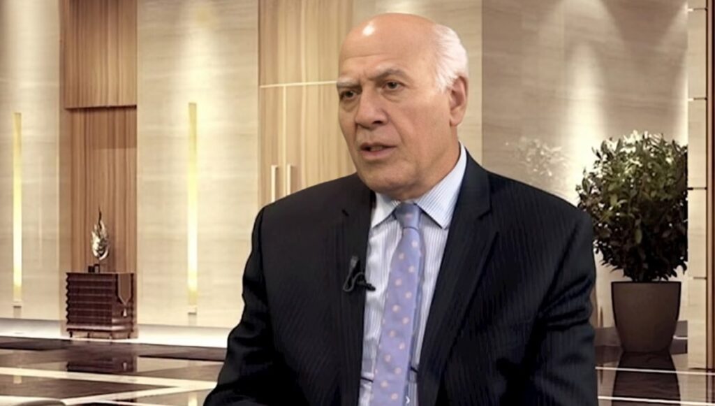 لقد آن أوان النهوض … قراءة شاملة لأوضاع العمّال في إيران من عهد مصدّق إلى دكتاتورية الملالي