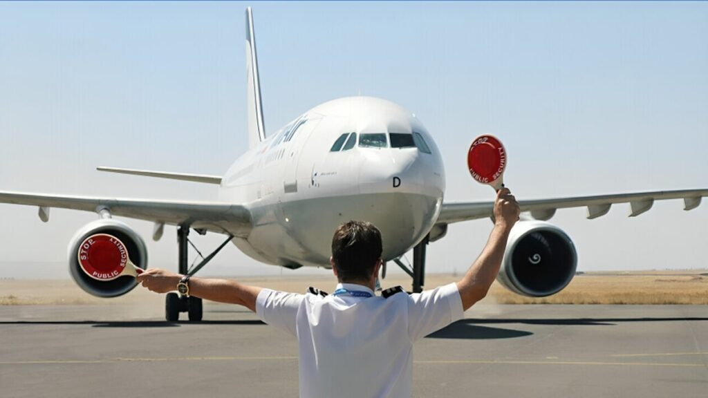 فضيحة طائرات إيرباص: كيف يحوّل النظام الإيراني العقوبات والأزمات إلى مكاسب للمقربين على حساب الشعب؟