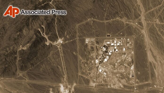 أسوشيتد برس: المواقع النووية الإيرانية المحورية تتصدر أجندة المفاوضات مع الولايات المتحدة