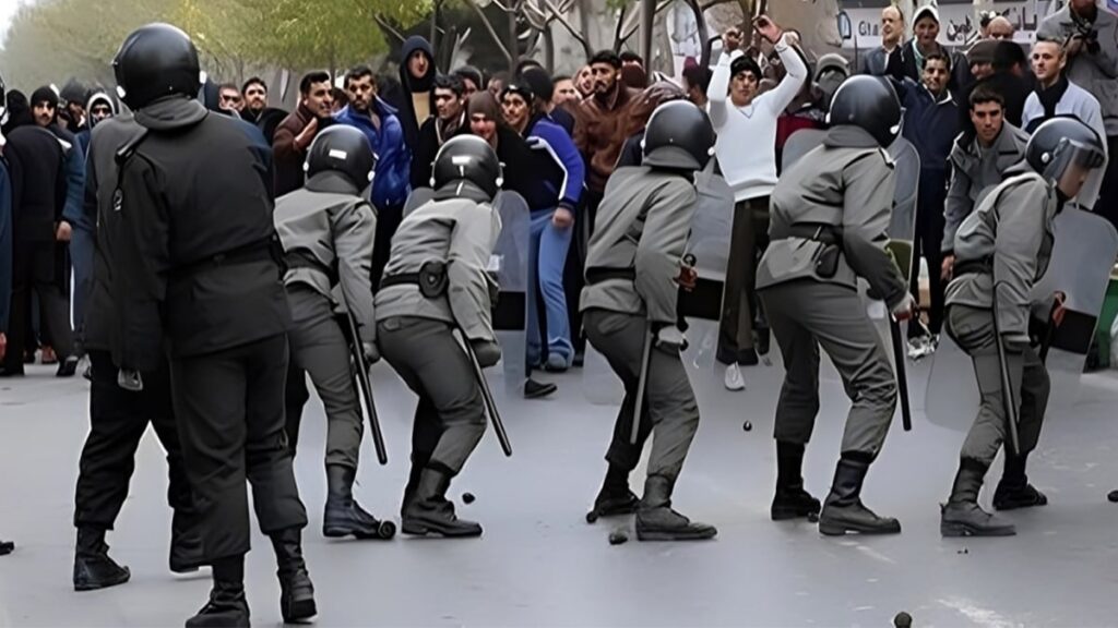 عقدة حكم الملالي المستعصية: اعترافات داخلية بالفشل