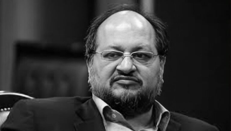 محمد شريعتمداري… رجل المخابرات الذي يسيطر اليوم على إمبراطورية البتروكيماويات في إيران 