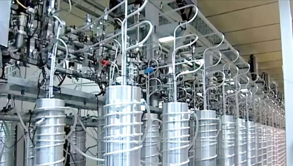 النظام الإيراني يرفض التراجع عن التخصيب وأميركا تشترط التفكيك الكامل للمواقع النووية