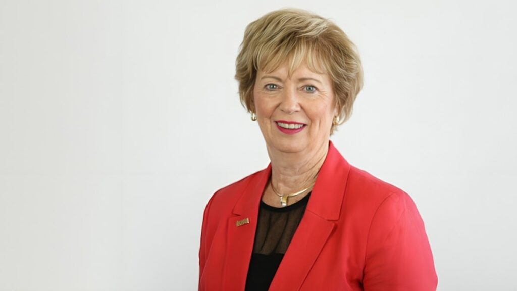 إيران أخرى في الأفق