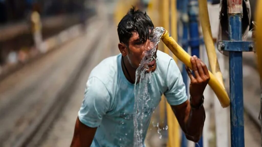 مدن الجنوب الإيراني تئن تحت وطأة الحر وانقطاع الكهرباء