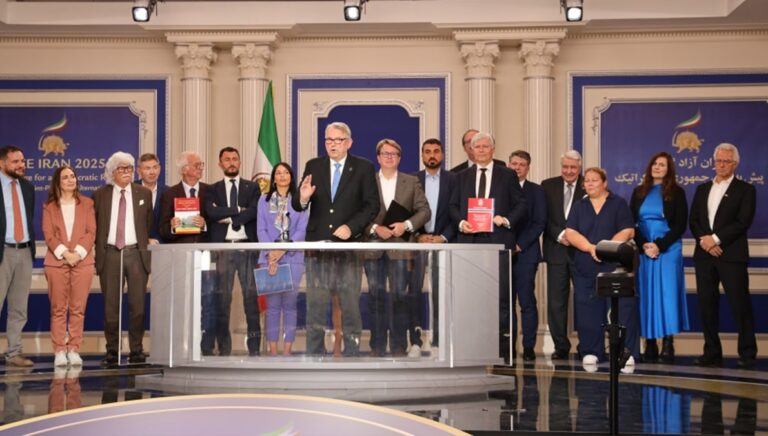 تقرير مصور: مؤتمر إيران الحرة 2025 بحضور السيدة مريم رجوي، الرئيسة المنتخبة للمقاومة الإيرانية
