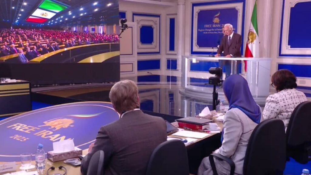 السيناتور الهولندي السابق كيس دي لانج في مؤتمر إيران الحرة: حان وقت تغيير النظام في إيران