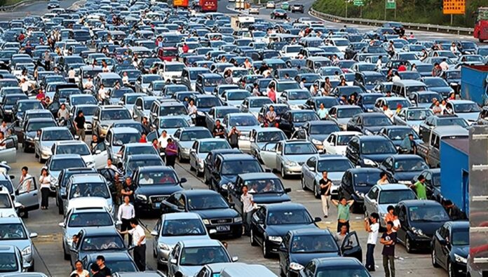 شعب الإيراني الأعزل