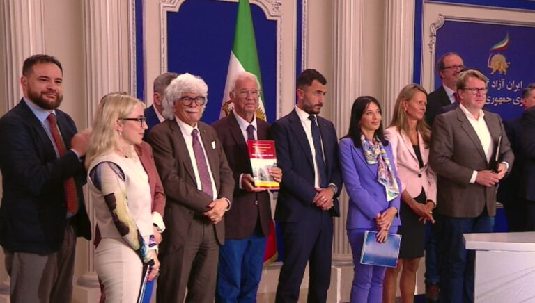 الوفد الإيطالي يطالب بدعم خطة السيدة مريم رجوي لإيران حرة وتصنيف حرس النظام الإيراني منظمة إرهابية