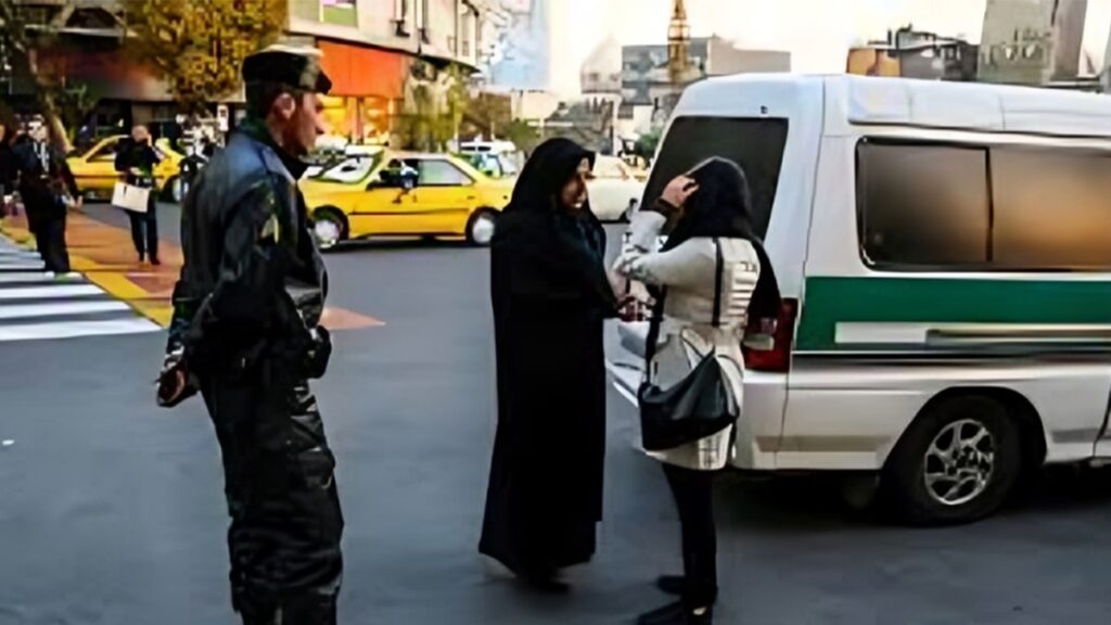 العنف الممنهج: استراتيجية النظام ضد المرأة