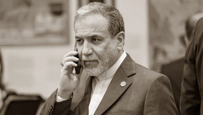 مسؤولون إيرانيون كبار يعترفون بـ 