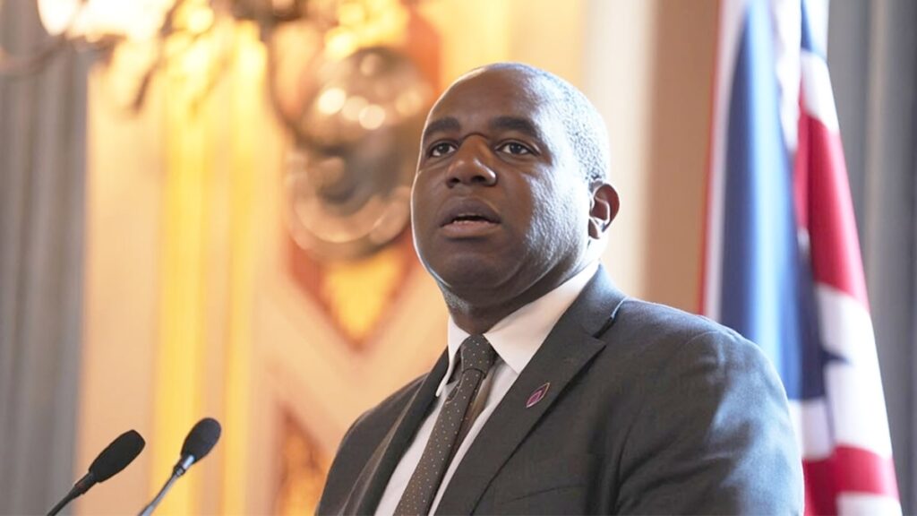 بريطانيا: مستعدون لتفعيل "آلية الزناد" إذا لم يتراجع النظام الإيراني عن طموحاتها النووية