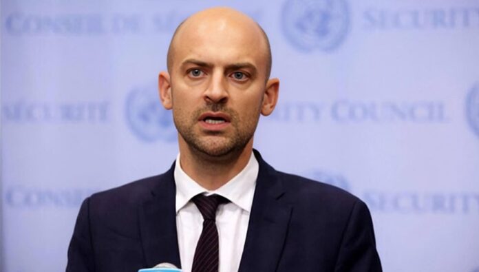 فرنسا تحذر: آلية 