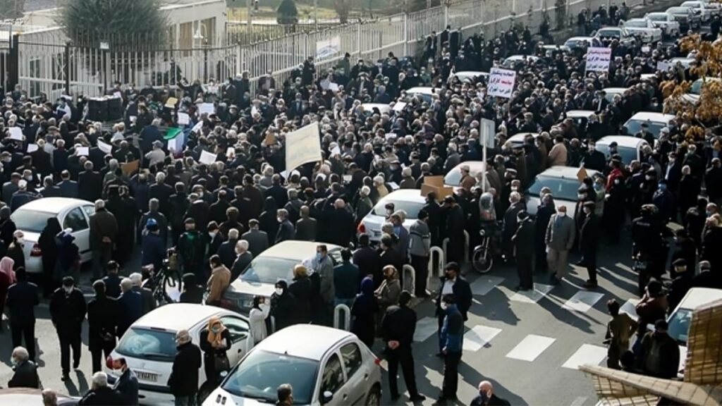 كيف كشفت الحرب عن أزمات النظام المتراكمة ومأزقه البنيوي