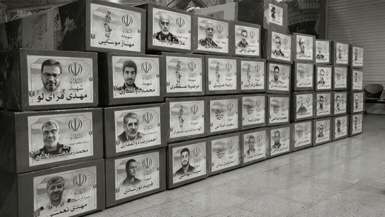 وول ستريت جورنال: الوقت مناسب لتغيير النظام في إيران