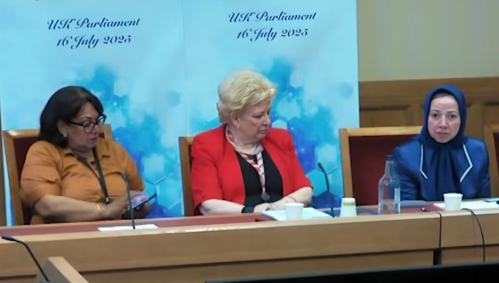 الخيار الثالث: بديل ديمقراطي لإنهاء إرهاب الملالي في إيران