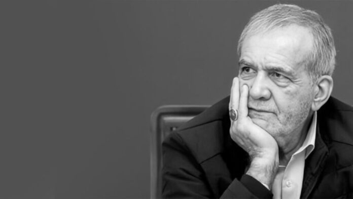 حصاد عام من رئاسة بزشكيان: مجرد ممثل آخر في مسرحية بقاء النظام