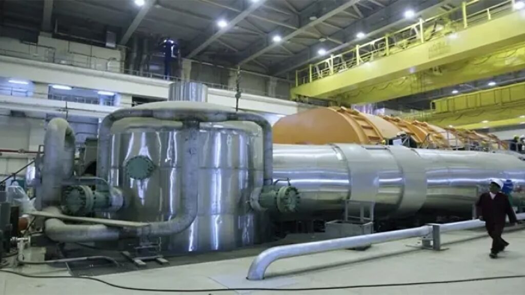 أزمة الاختراق وذعر "آلية الزناد": تصدعات نظام الملالي تظهر للعلن