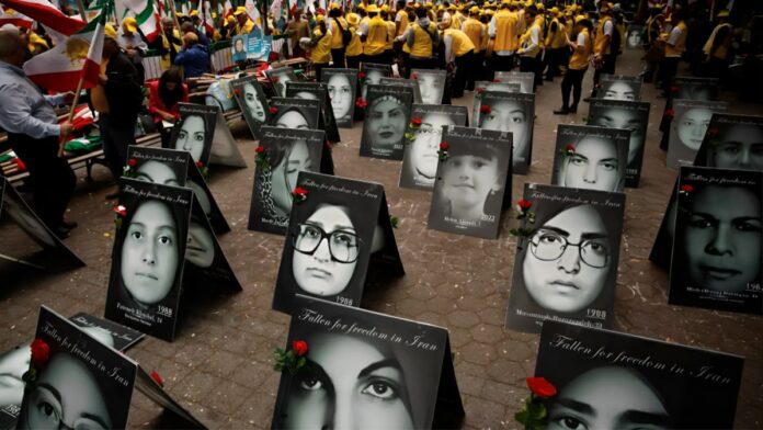 المرأة هي القوة الدافعة للتغيير في إيران