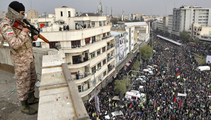 حرب النظام الإيراني الحقيقية هي ضد شعبه